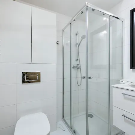 Waterlane Island Deluxe 5b By Grand Gdańsk